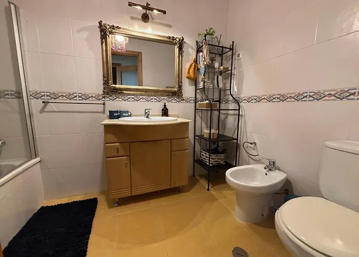 Lua Do Mar - T2 - Piscina - Fte Ao Mar- דירה נאזרה