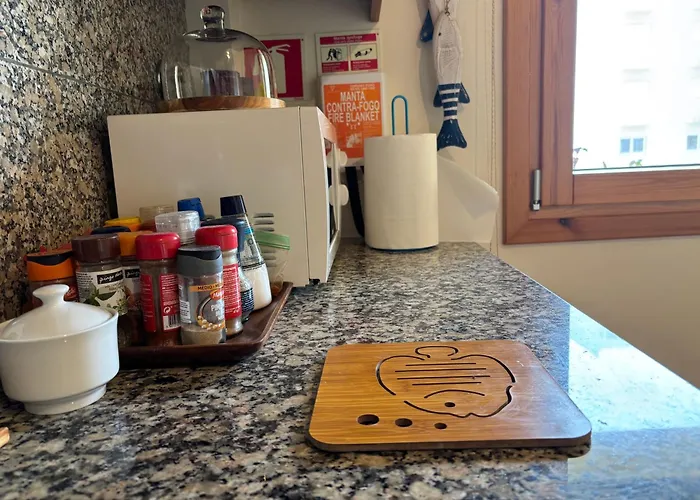 דירה Lua Do Mar - T2 - Piscina - Fte Ao Mar- נאזרה