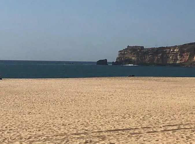 Lua Do Mar - T2 - Piscina - Fte Ao Mar- * נאזרה